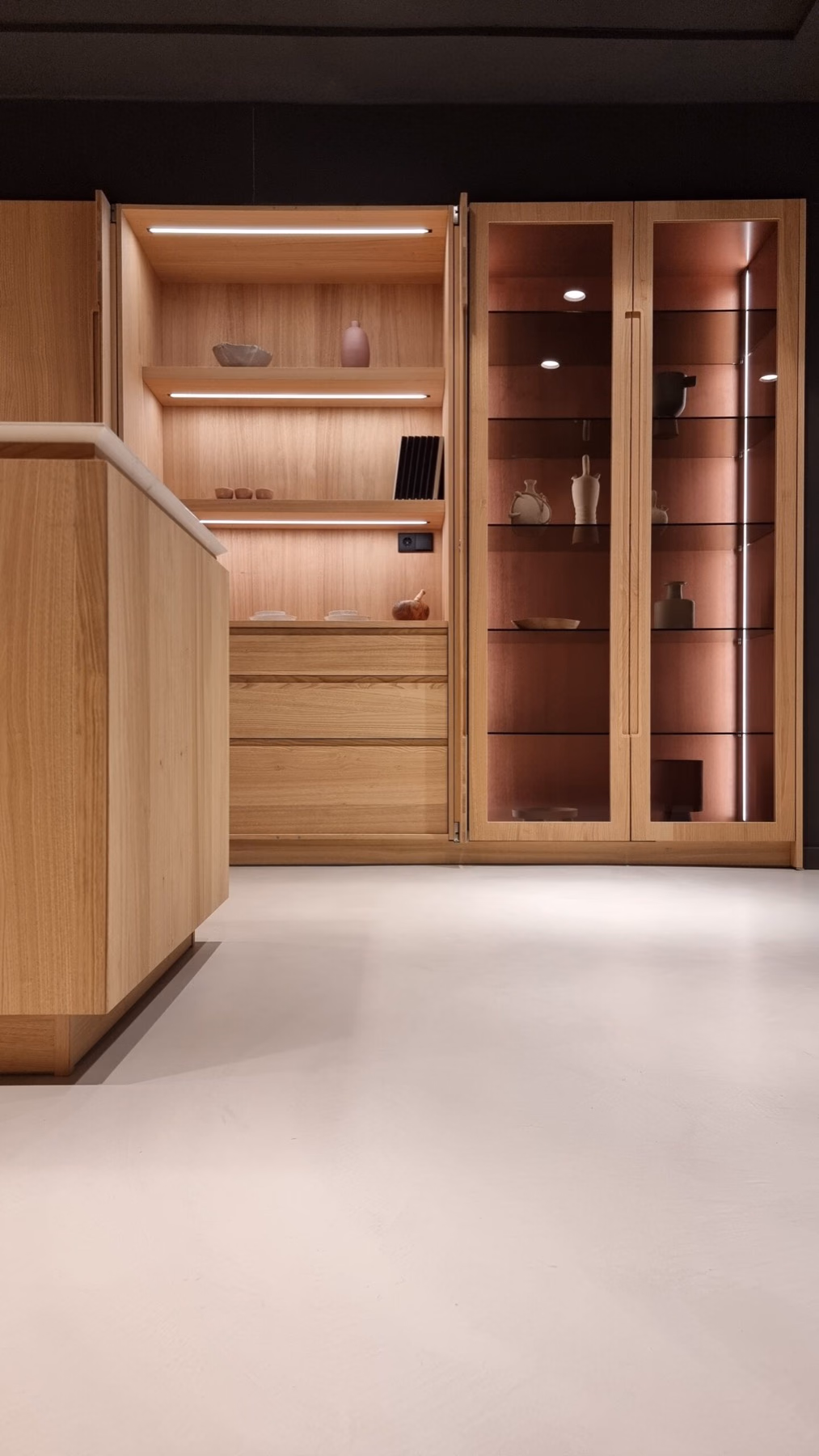 Cocina abierta del propio estudio ARGO en Tarragona, usada como espacio de muestra.