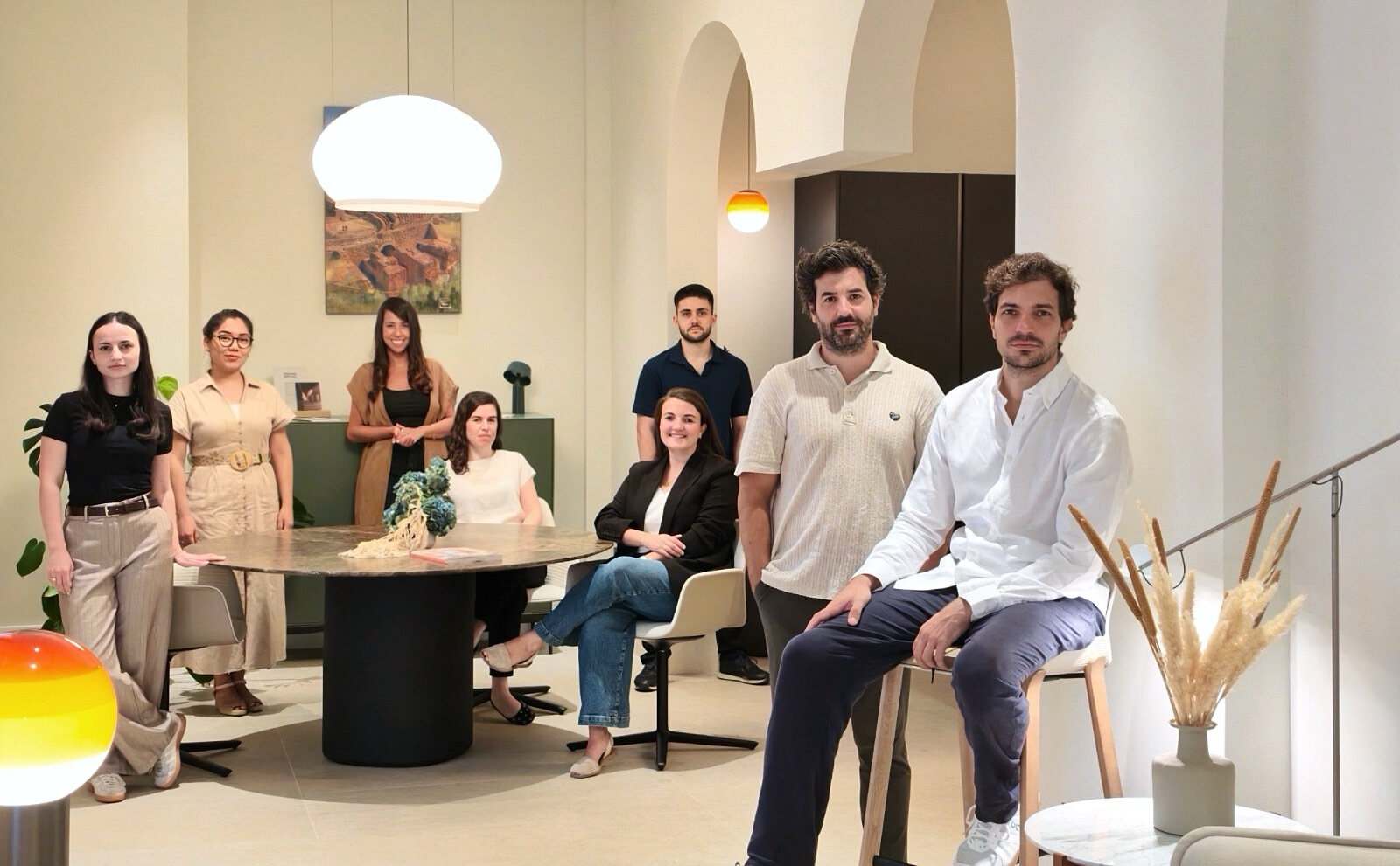 El equipo de ARGO en el showroom de Tarragona
